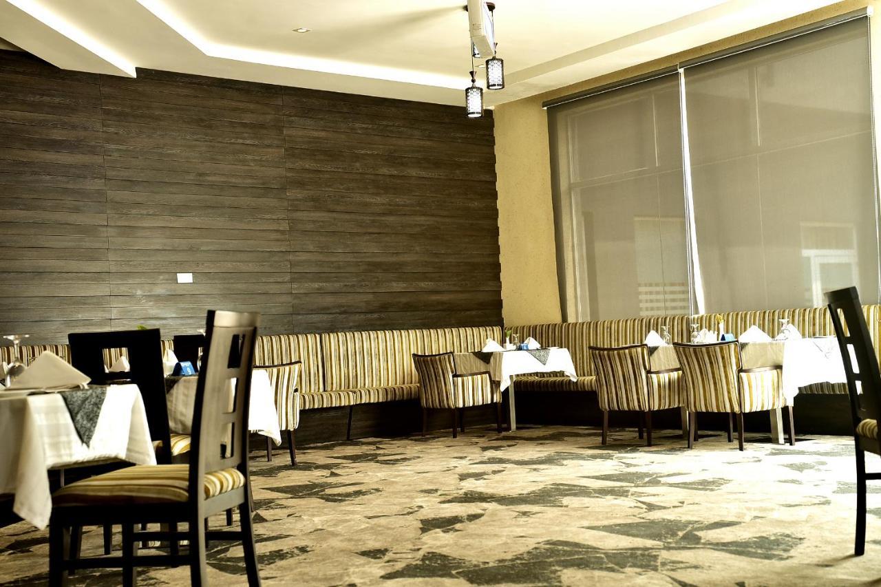 Golden Tulip Ibadan Exterior foto