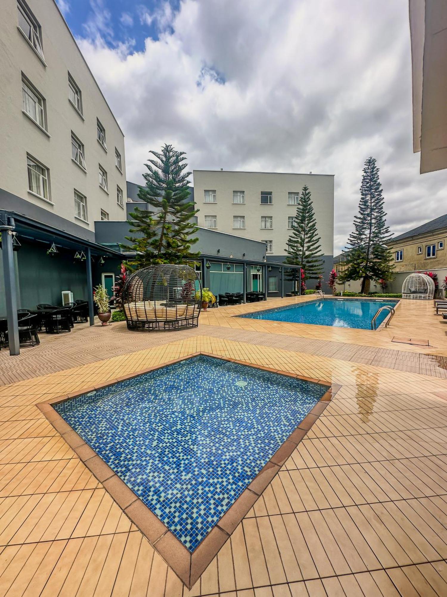 Golden Tulip Ibadan Exterior foto